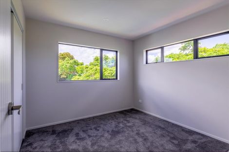 Photo of property in 7/11 Karamu Street, Te Atatu Peninsula, Auckland, 0610