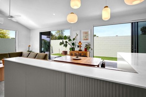 Photo of property in 5 Hussey Street, Oakura, 4314