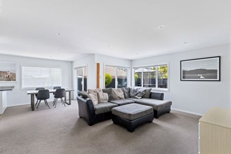 Photo of property in 19a Maire Street, Inglewood, 4330