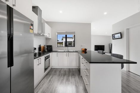 Photo of property in 5 Whakapono Road, Pukekohe, 2120