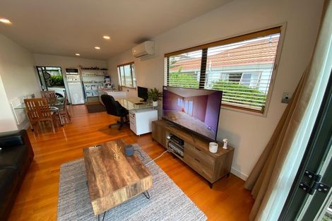 Photo of property in 1/46 Aramoana Avenue, Devonport, Auckland, 0624