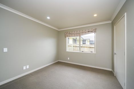 Photo of property in 21 Johnstone Drive, Fitzherbert, Palmerston North, 4410