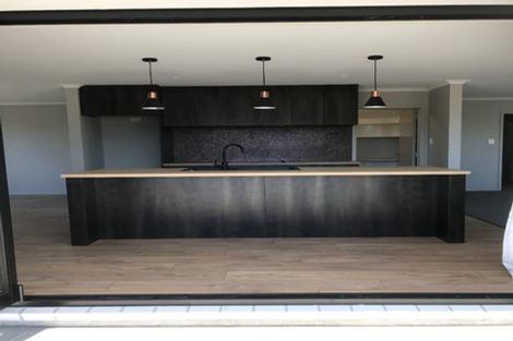 Photo of property in 69 Sentinel Avenue, Omokoroa, 3114