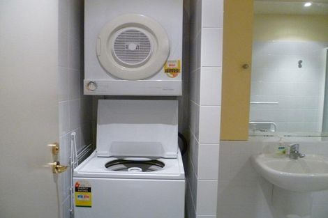 Photo of property in Kelvin House, 6e/16 The Terrace, Wellington Central, Wellington, 6011