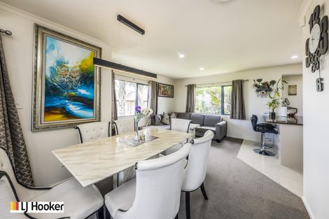 Photo of property in 200 Hill Road, The Gardens, Auckland, 2105