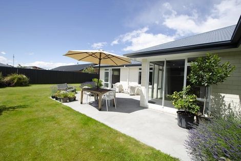 Photo of property in 10 Phoenix Place, Cromwell, 9310