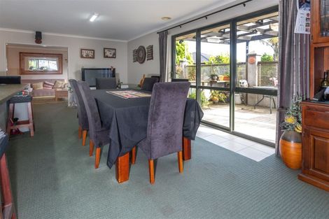 Photo of property in 3 Acacia Court, Whitianga, 3510