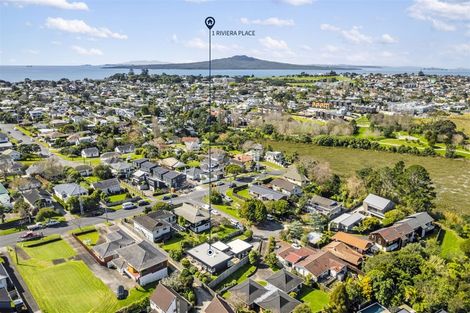 Photo of property in 1 Riviera Place, Hauraki, Auckland, 0622