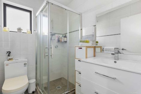 Photo of property in 47a Gloucester Road, Manurewa, Auckland, 2102