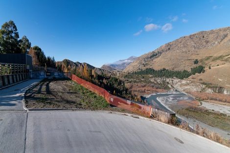 Photo of property in 7 Powder Terrace, Arthurs Point, Queenstown, 9371