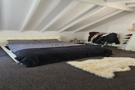 Photo of property in 16 Chartwell Drive, Crofton Downs, Wellington, 6035