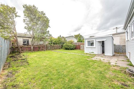 Photo of property in 14 Lowther Street, Whanganui, 4500