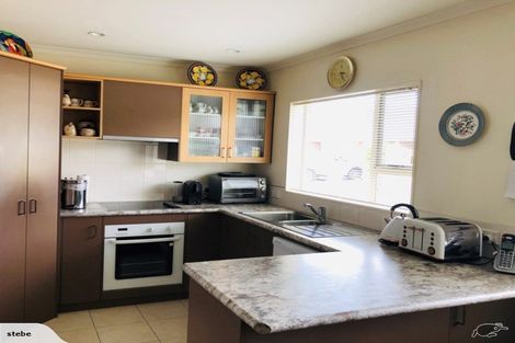 Photo of property in Parkvale Estate, 1232/3 Howard Street, Parkvale, Hastings, 4122