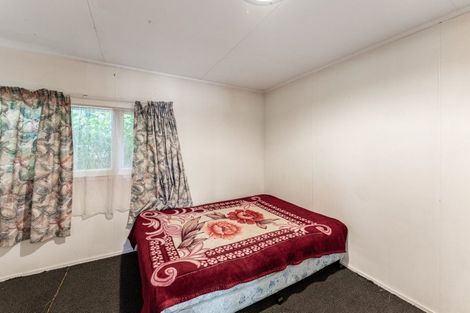 Photo of property in 50 Trelawney Crescent, Westown, New Plymouth, 4310