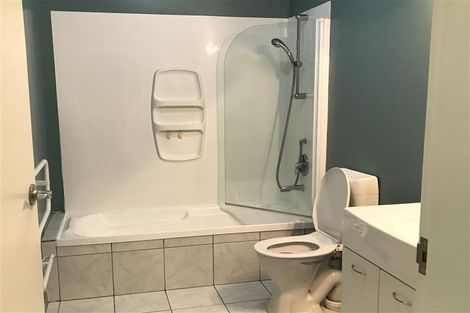 Photo of property in 59b Mana View Road, Paremata, Porirua, 5026