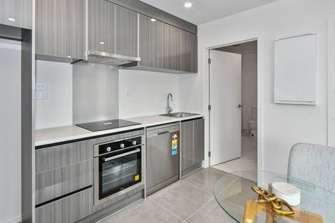 Photo of property in 4 Kaitiaki Drive, Clarks Beach, 2122