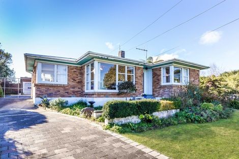 Photo of property in 12 Titoki Avenue, Waipahihi, Taupo, 3330