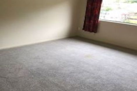 Photo of property in 37 Olivia Crescent, Tawa, Wellington, 5028