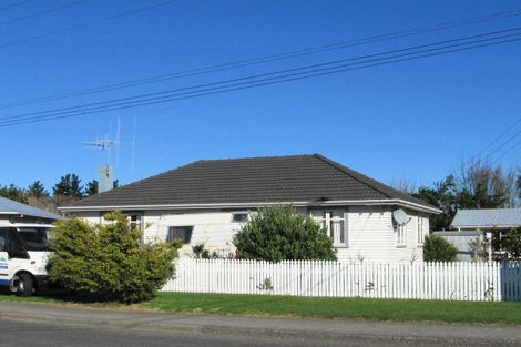 Photo of property in 11 Kirk Street, Otaki, 5512