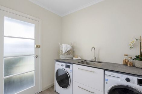 Photo of property in 1 Chepstow Avenue, Fendalton, Christchurch, 8052