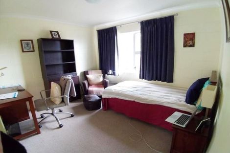 Photo of property in 2/138 Rangatira Road, Beach Haven, Auckland, 0626