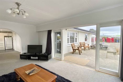 Photo of property in 128 Derwent Crescent, Glengarry, Invercargill, 9810