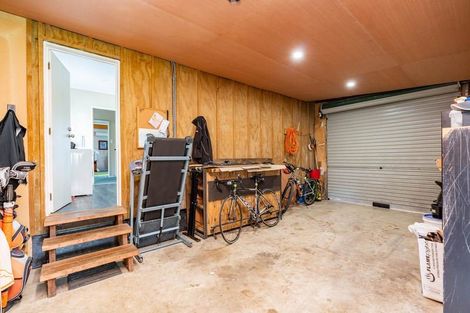 Photo of property in 1 Ferry Road, Waipu, 0510