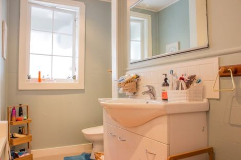 Photo of property in 2/47 Mildmay Road, Henderson, Auckland, 0610