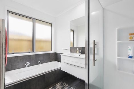 Photo of property in 162 Waikite Road, Welcome Bay, Tauranga, 3175