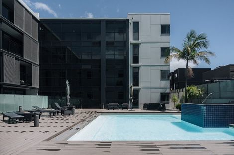 Photo of property in 2-06/424 Maunganui Road, Mount Maunganui, 3116