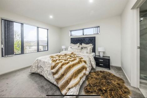 Photo of property in 11d Kent Road, Manurewa, Auckland, 2102