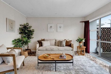 Photo of property in 8 Lyn Street, Lynmouth, New Plymouth, 4310