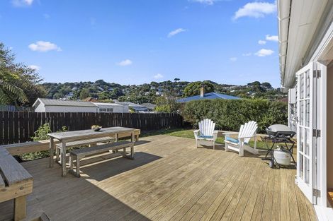 Photo of property in 3 Glamis Avenue, Strathmore Park, Wellington, 6022