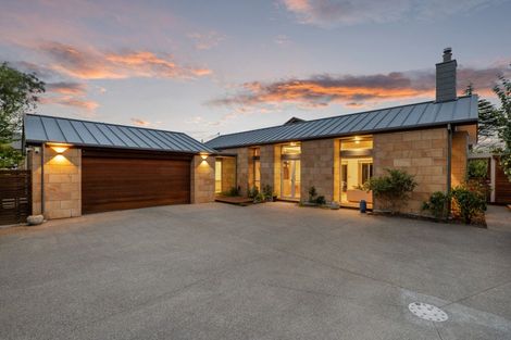 Photo of property in 34 Wairarapa Terrace, Merivale, Christchurch, 8014