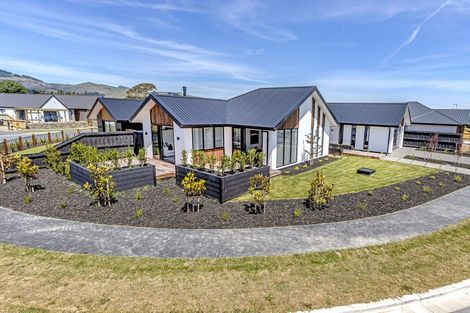 Photo of property in 15 Gisele Crescent, Halswell, Christchurch, 8025