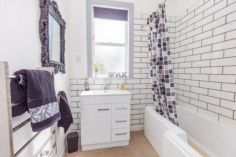 Photo of property in 44 Bignell Street, Gonville, Whanganui, 4501