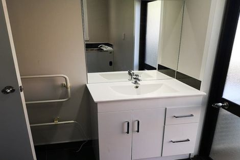 Photo of property in 187 Sievers Grove, Cannons Creek, Porirua, 5024