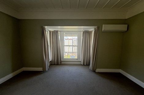 Photo of property in 1/14 Clifton Terrace, Kelburn, Wellington, 6012