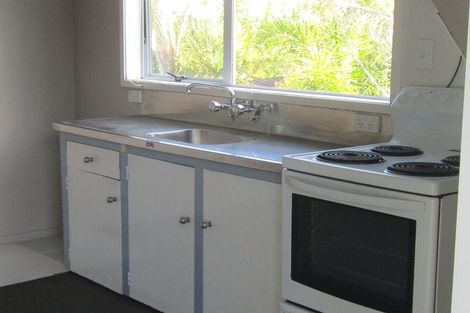 Photo of property in 11 Windy Ridge Road, Glenfield, Auckland, 0629