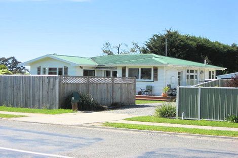 Photo of property in 32 Ferry Road, Spring Creek, 7202