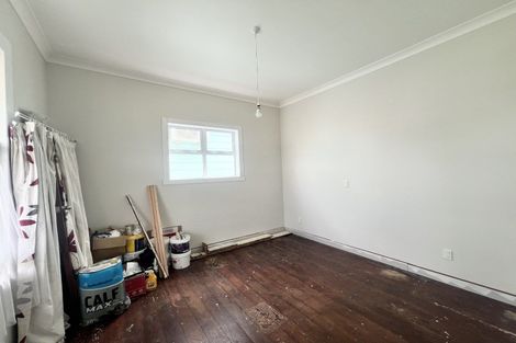 Photo of property in 24 Cole Street, Dannevirke, 4930