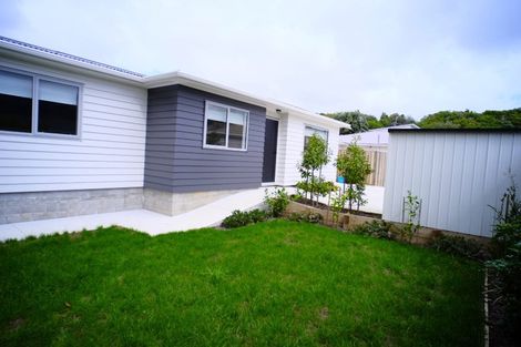Photo of property in 41b Collins Avenue, Tawa, Wellington, 5028