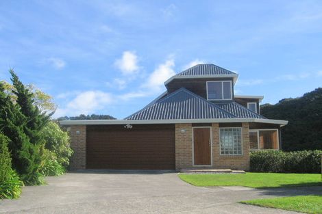 Photo of property in 24 Observatory Close, Whitby, Porirua, 5024
