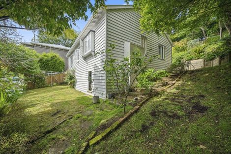 Photo of property in 34 Northland Road, Northland, Wellington, 6012