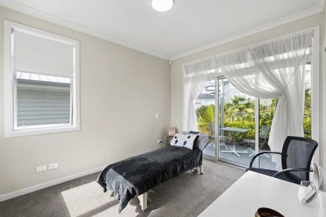 Photo of property in 44 Landmark Terrace, Orewa, 0931