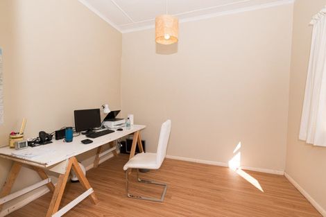 Photo of property in 32 Pitt Street, Raetihi, 4632