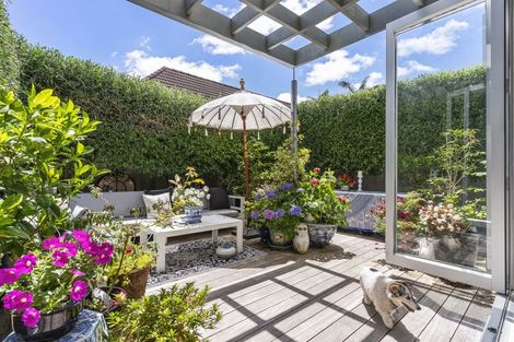 Photo of property in 10/4 Campbell Road, Takapuna, Auckland, 0622