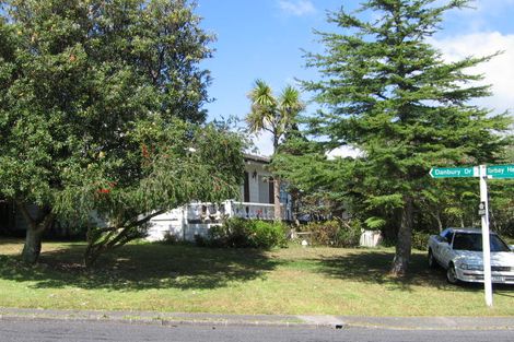 Photo of property in 25 Danbury Drive, Torbay, Auckland, 0630