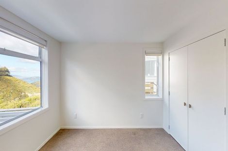 Photo of property in 2/25 Kitchener Terrace, Johnsonville, Wellington, 6037