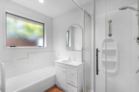 Photo of property in 1 Ashmore Lane, Strowan, Christchurch, 8052